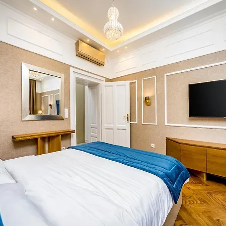 Royal Knez アパート ベオグラード