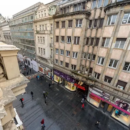 Royal Knez * ベオグラード