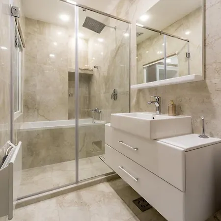 Royal Knez Apartman *